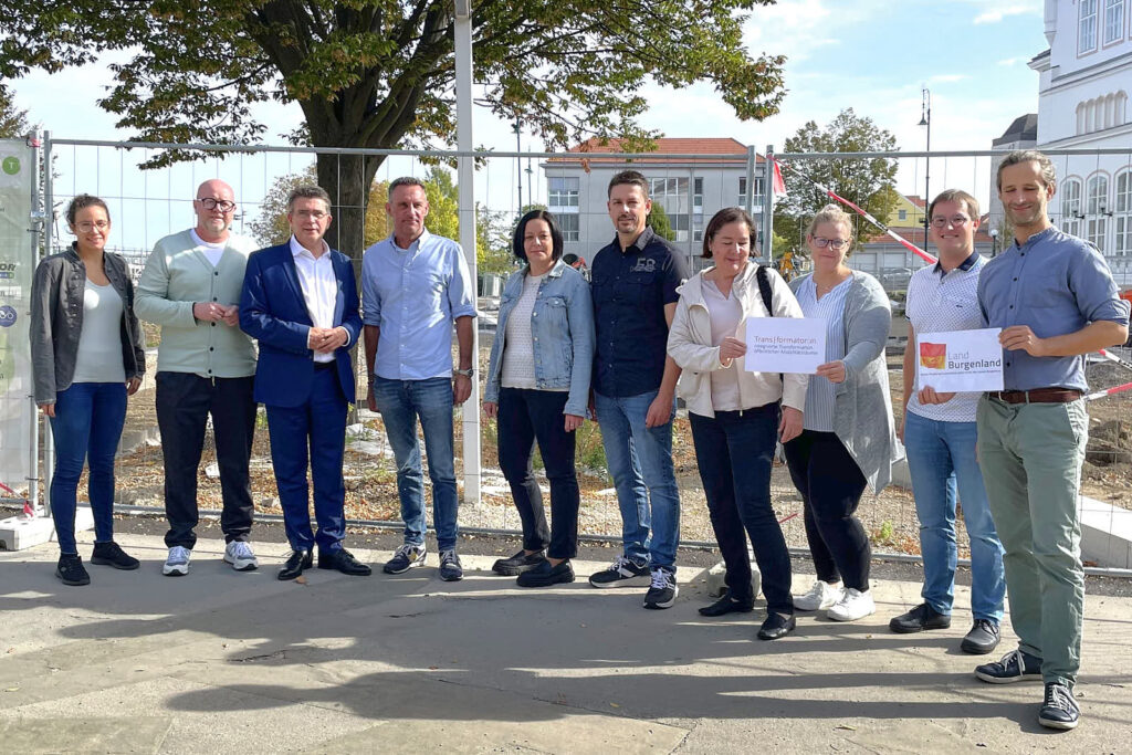 Gruppenfoto: Delegation mit Bürgermeister und Vicebürgermeister aus Deutschkreutz und aus Tulln Bürgermeister Eisenschenk und Fr DI Dr. Hebenstreit, sowie Vertreter des Projektteams